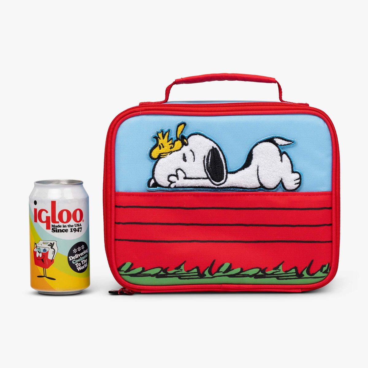 snoopy-s-doghouse-horizontal-lunch-cooler-bag-m3 00028034-P.jpg