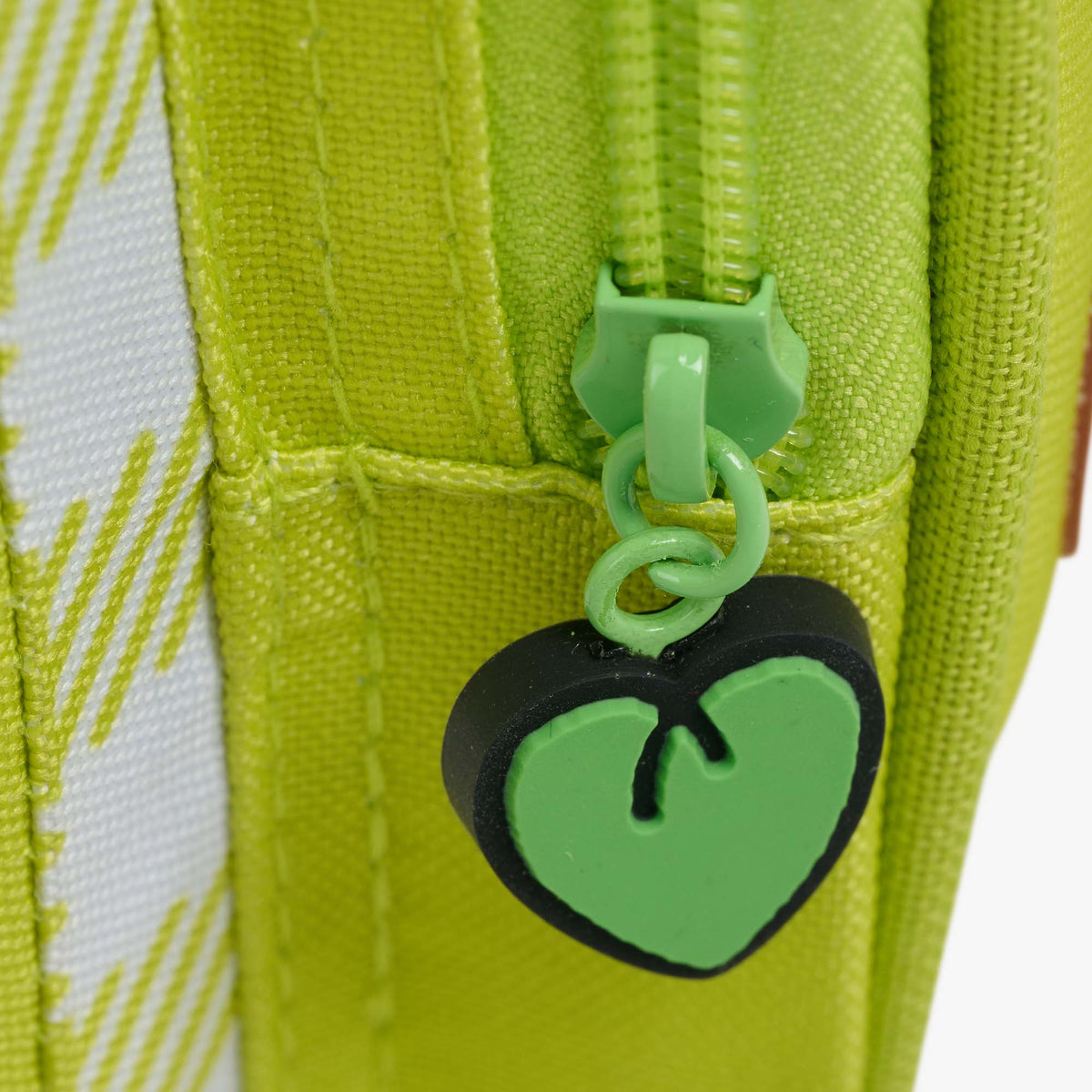 keroppitm-square-lunch-cooler-bag-d7 00028020-Z.jpg