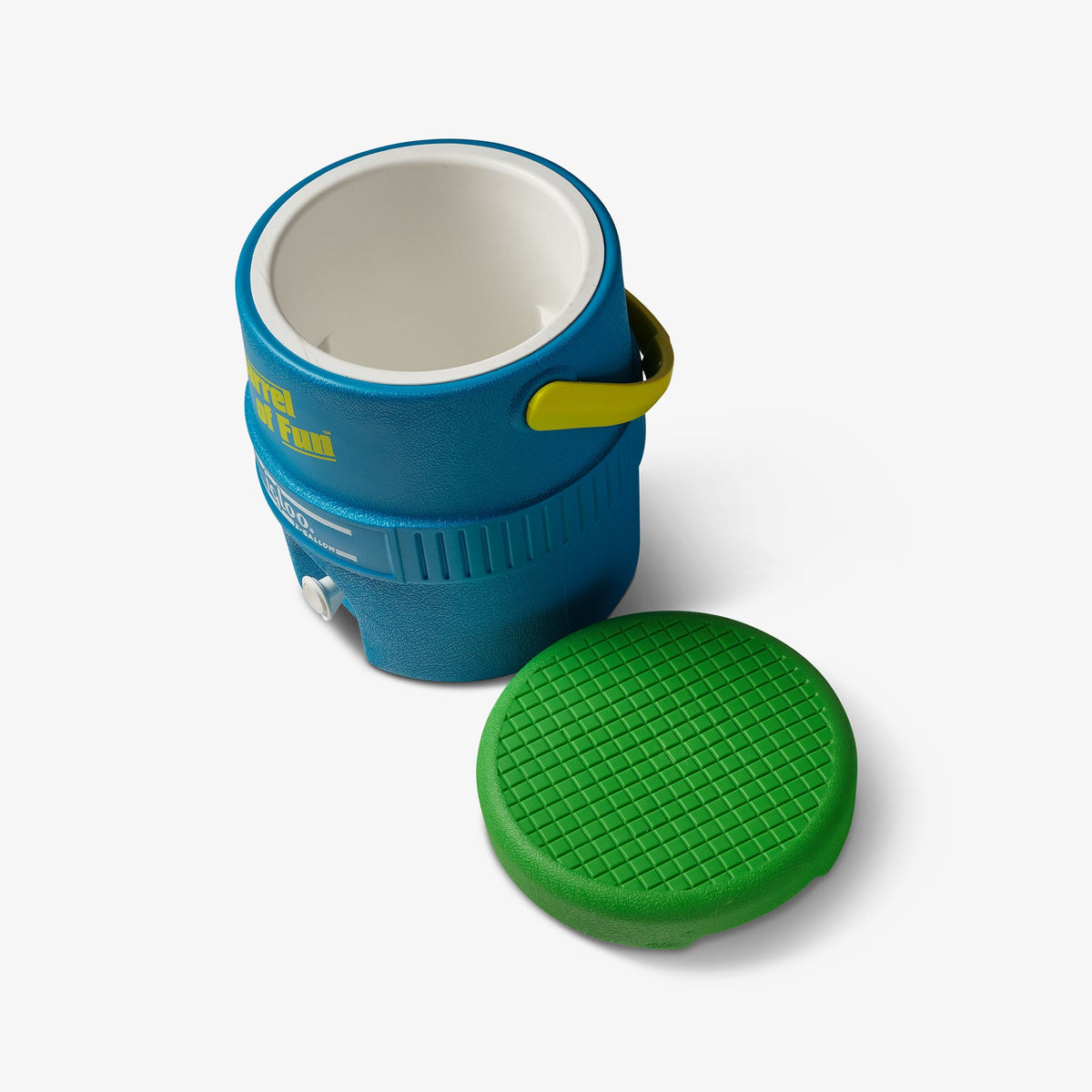 retro-barrel-of-fun-2-gallon-jug-w1 00031412-O2.jpg