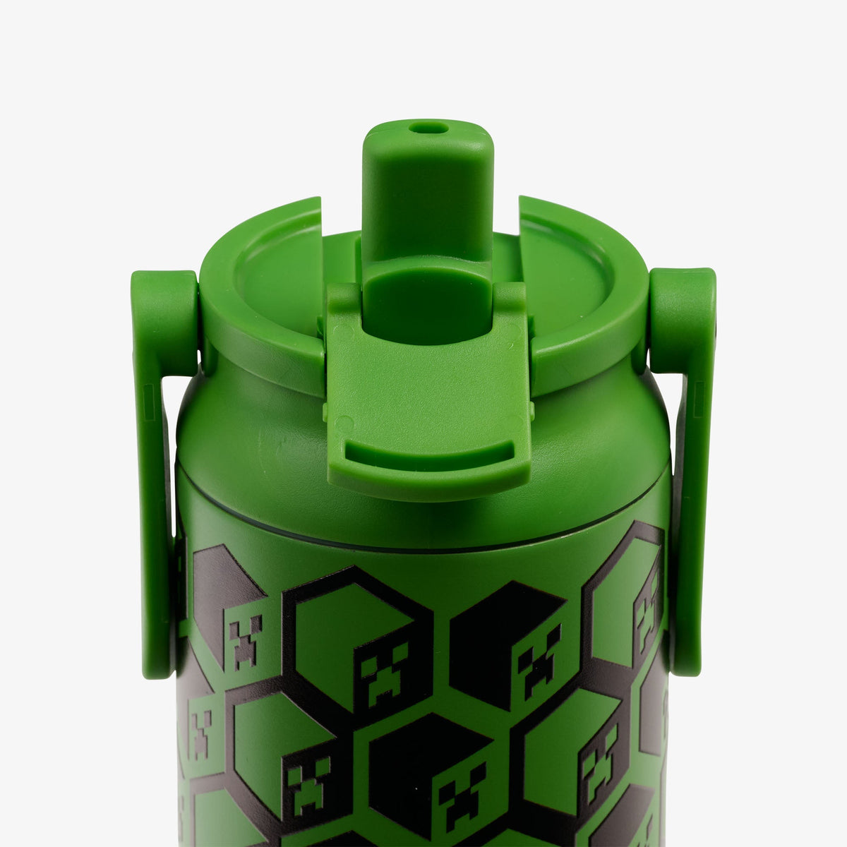 minecraft-creeper-glow-in-the-dark-20-oz-bottle-l2 00071605-L2.jpg